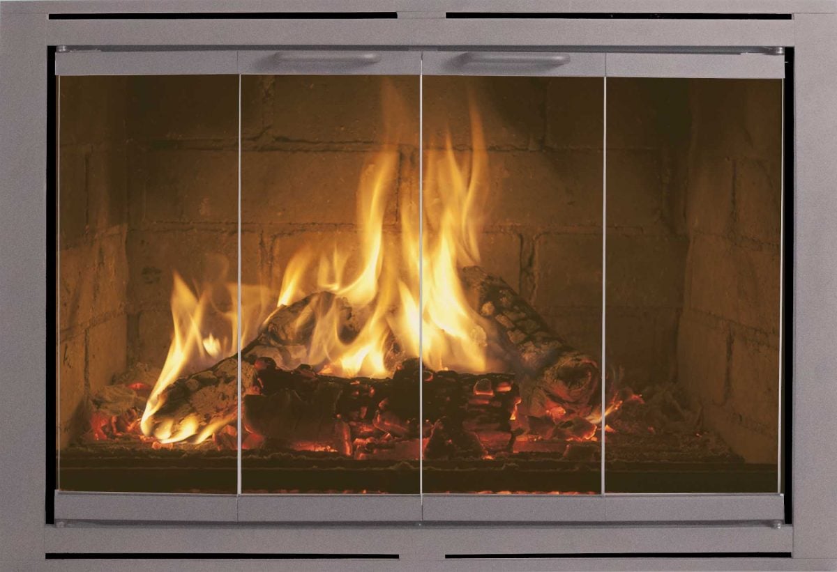 Should you keep your fireplace doors open or closed