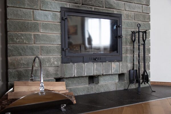20 Stunning Spring Fireplace Decor Ideas - Brick-Anew